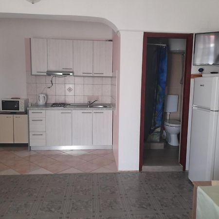 Apartments Ninske Vodice Pokoj fotografie