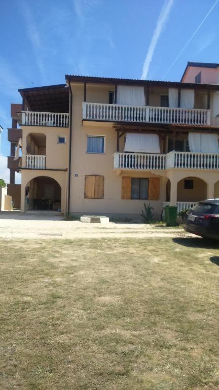 Apartments Ninske Vodice Exteriér fotografie
