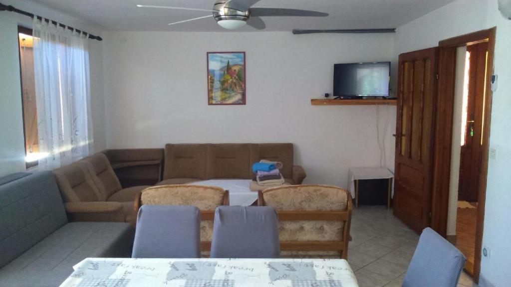 Apartments Ninske Vodice Pokoj fotografie
