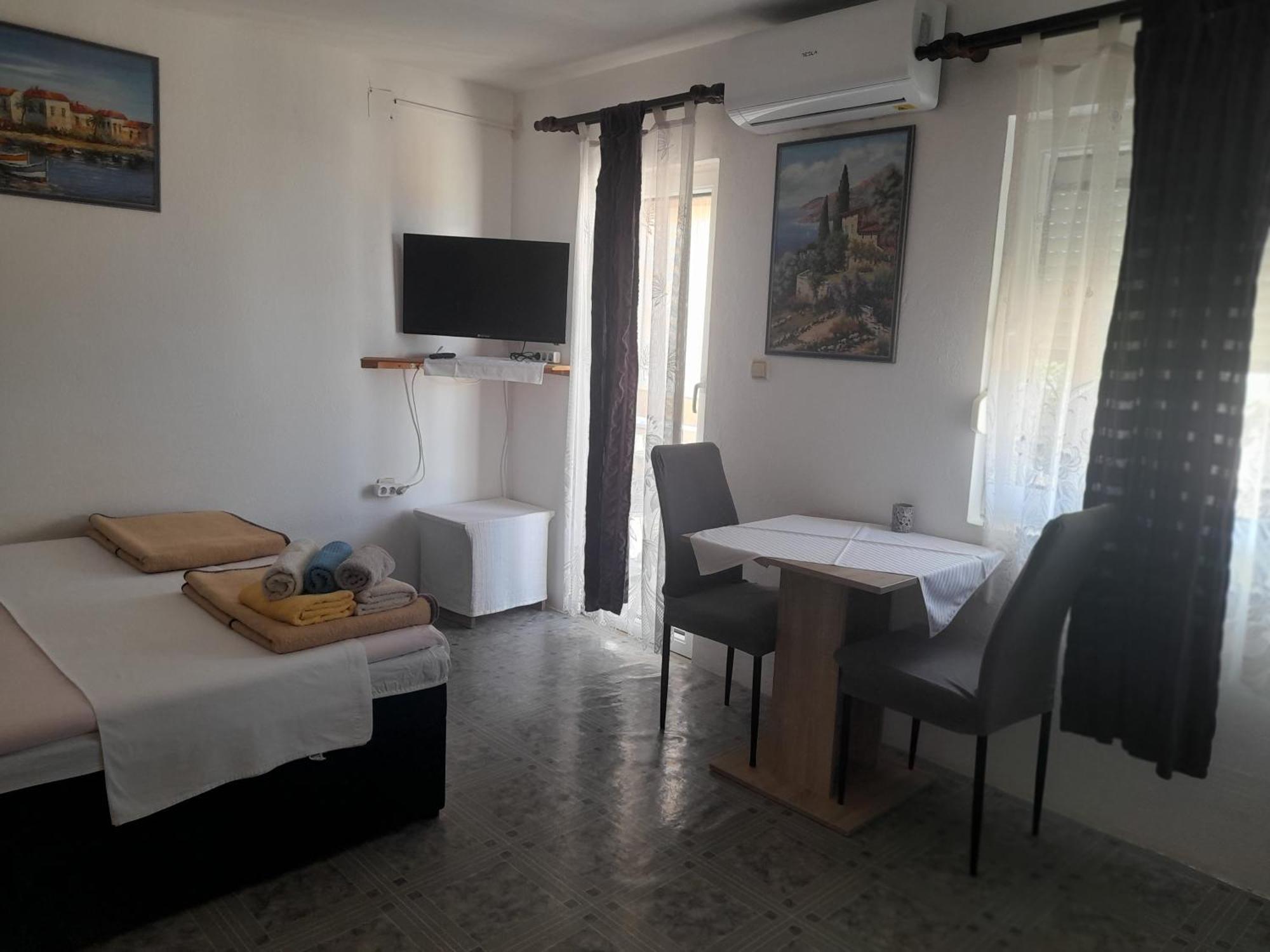 Apartments Ninske Vodice Pokoj fotografie
